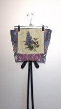 Load image into Gallery viewer, Lilac Tapestry Corset - Size 6-8