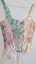 Load image into Gallery viewer, Lace Flowers Bodice